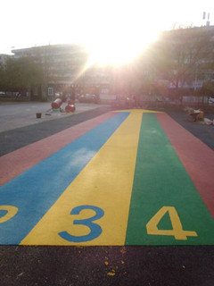 塑膠幼兒園場地